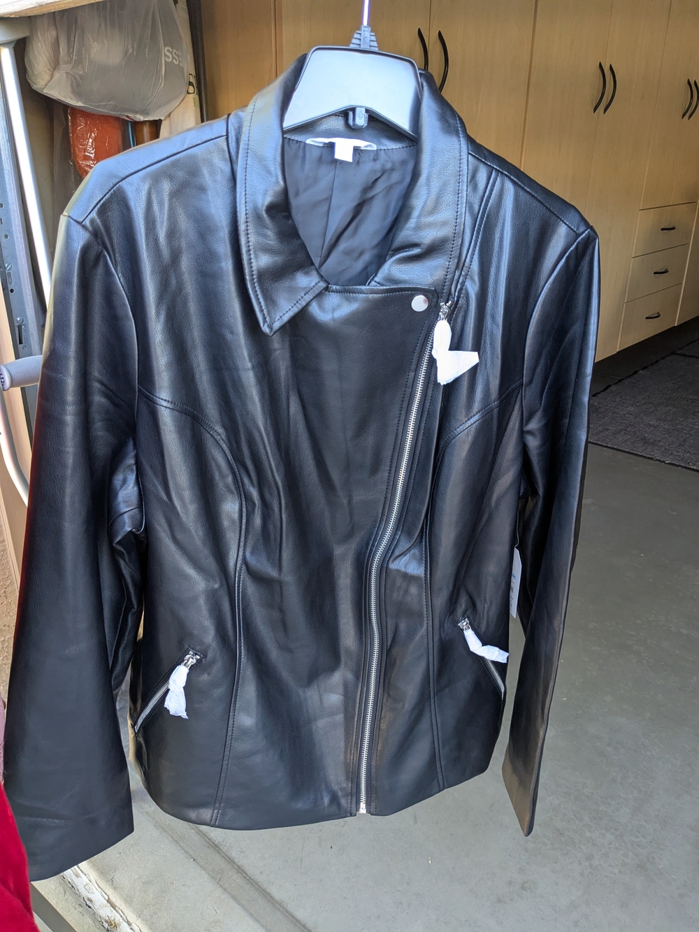 ​Time and Tru Women's Faux Leather Moto Jacket Black Plus Size 1X (16W-18W) NWT